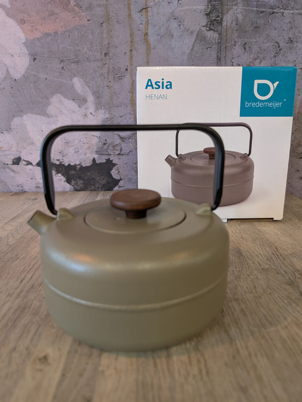 Henan Cast Iron Tea Pot 0.75 Ltr