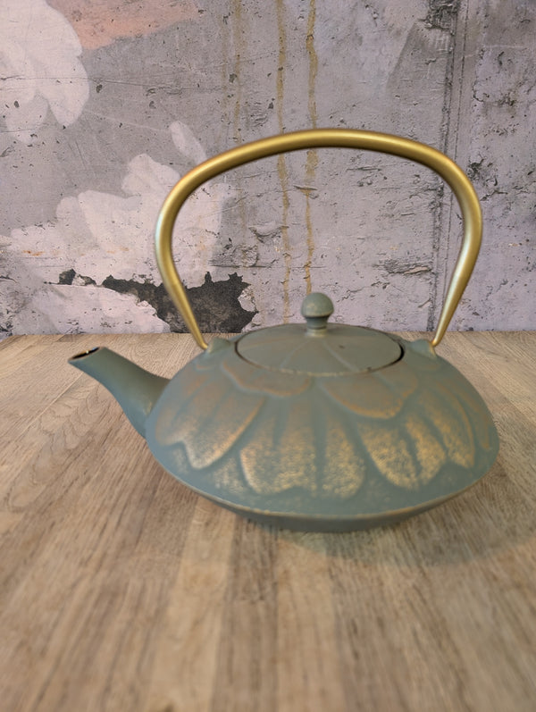 Kunming Cast Iron Tea Pot 1.3 Ltr