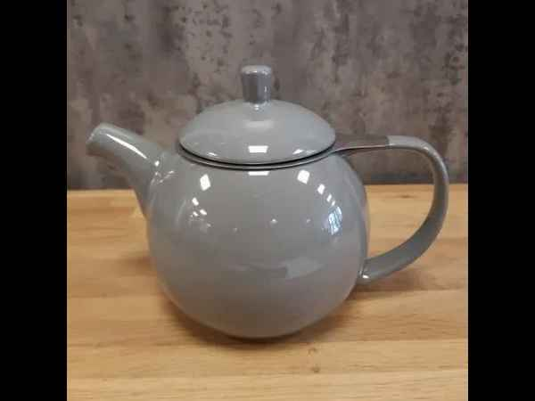 Grote theepot met zeef mat mint groen Grote theepot met zeef mat mint groen